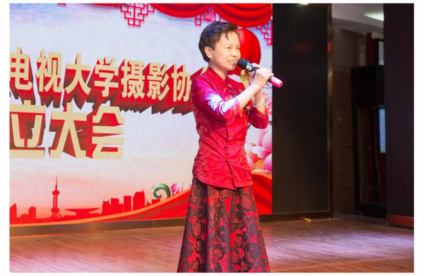 “十大杰出义工”背后的慈善故事