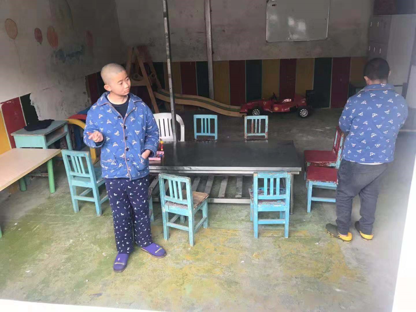 阳光慈善向武汉爱心残疾儿童帮扶中心捐赠一批爱心物资